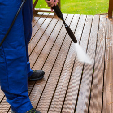 7 Things to Ask Professional Pressure Washers Before You Hire